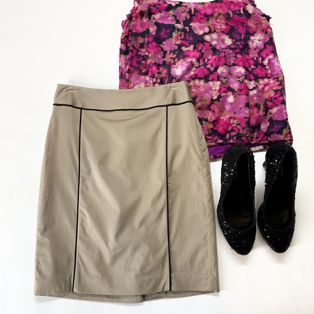 Ann Taylor Khaki Brown Pencil Skirt with Black Piping, Lined